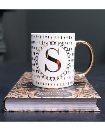 Gold and White Personalised Mug with a Gold Handle and Initial "S" Design