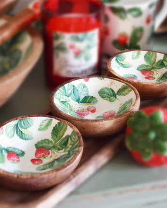 Strawberry Patch Set: 3 Small Dipping Bowls on Mango Wood Tray