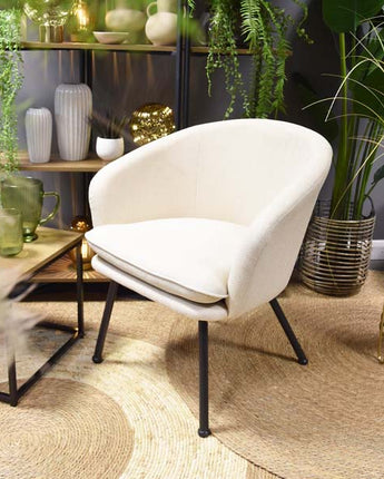 Luxurious Dixier Leisure Chair in Cream