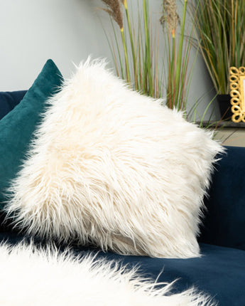 50x50CM Soft Fluffy White Faux Fur Cushion - White