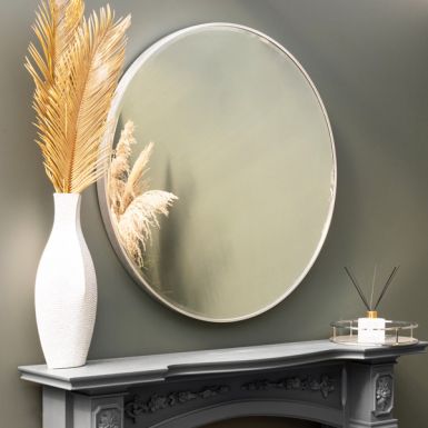 Round Wall Mirror with Silver Frame